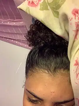 luluzinhax online show from 02/11/26, 04:17