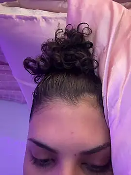 luluzinhax online show from 04/17/26, 05:32