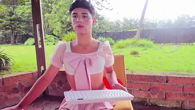 Matt Swett online show from 10/08/25, 01:31