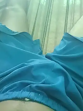 Snapshot of cazador35718 chatting on 10/09/25, 09:02 cazador35718 online show from 10/09/25, 09:02