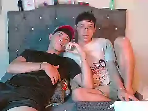 logan willyams  online show from 09/17/25, 09:27