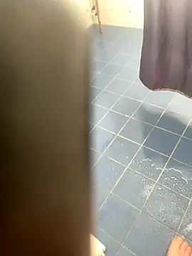 Snapshot of MrScrr chatting on 11/08/25, 11:10 MrScrr online show from 11/08/25, 11:10