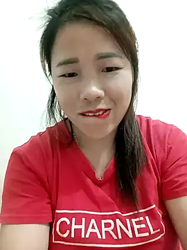 Snapshot of sumy-00 chatting on 11/02/25, 03:42 sumy-00 online show from 11/02/25, 03:42