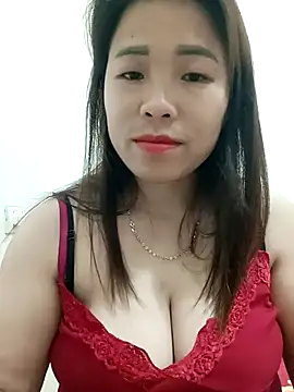 Snapshot of sumy-00 chatting on 11/14/25, 09:02 sumy-00 online show from 11/14/25, 09:02