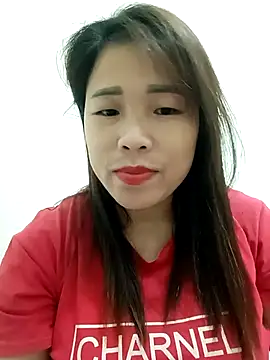 Snapshot of sumy-00 chatting on 11/19/25, 04:29 sumy-00 online show from 11/19/25, 04:29