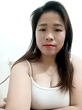 Snapshot of sumy-00 chatting on 11/30/25, 01:48 sumy-00 online show from 11/30/25, 01:48