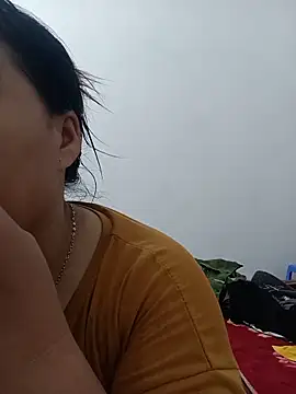 Snapshot of sumy-00 chatting on 06/15/26, 03:03 sumy-00 online show from 06/15/26, 03:03