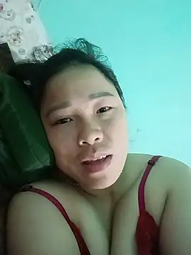 Snapshot of sumy-00 chatting on 06/25/26, 04:34 sumy-00 online show from 06/25/26, 04:34