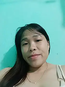 Snapshot of sumy-00 chatting on 07/04/26, 01:28 sumy-00 online show from 07/04/26, 01:28