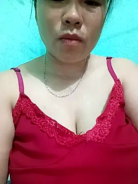 Snapshot of sumy-00 chatting on 07/19/26, 03:43 sumy-00 online show from 07/19/26, 03:43