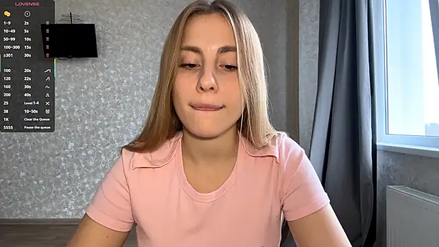 DreamyOlivia online show from 11/02/25, 11:23