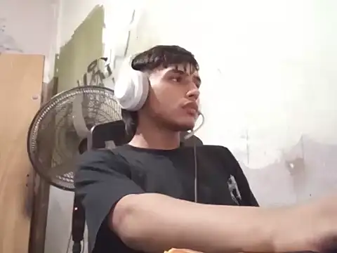 MYM69 - online show from 03/31/26, 06:36