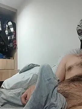 Snapshot of Superwow54 chatting on 10/12/25, 04:50 Superwow54 online show from 10/12/25, 04:50