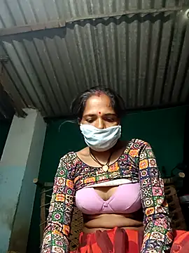 Snapshot of Hot-honi chatting on 09/12/25, 10:43 Hot-honi online show from 09/12/25, 10:43