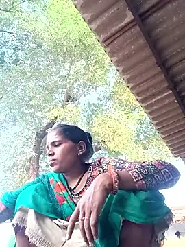 Snapshot of Hot-honi chatting on 09/18/25, 01:40 Hot-honi online show from 09/18/25, 01:40