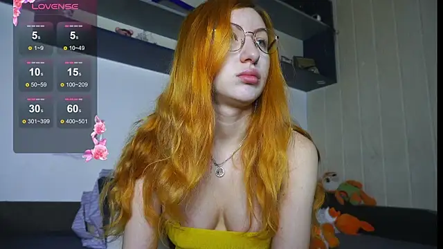 Snapshot of DaddysLittleSlutfox chatting on 02/15/26, 10:25 DaddysLittleSlutfox online show from 02/15/26, 10:25