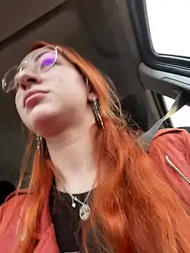 Snapshot of DaddysLittleSlutfox chatting on 03/16/26, 03:49 DaddysLittleSlutfox online show from 03/16/26, 03:49