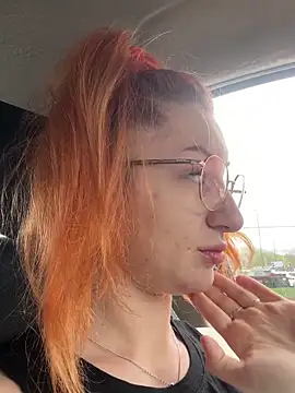 Snapshot of DaddysLittleSlutfox chatting on 04/09/26, 09:58 DaddysLittleSlutfox online show from 04/09/26, 09:58