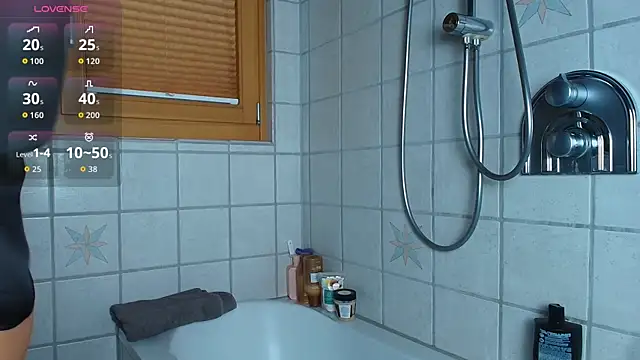 Snapshot of SashaSilk chatting on 09/23/25, 08:12 SashaSilk online show from 09/23/25, 08:12