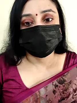 Monica cams online show from 12/18/25, 04:18