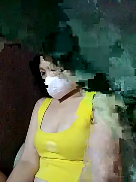 Snapshot of VanGau031694 chatting on 10/07/25, 07:49 VanGau031694 online show from 10/07/25, 07:49