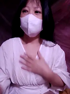 Snapshot of VanGau031694 chatting on 11/06/25, 11:59 VanGau031694 online show from 11/06/25, 11:59