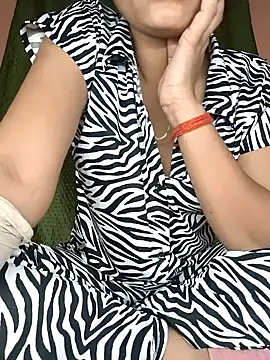 Snapshot of Hott_Archana chatting on 11/20/25, 11:59 Hott Archana online show from 11/20/25, 11:59