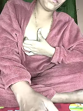 Snapshot of Hott_Archana chatting on 12/19/25, 08:49 Hott Archana online show from 12/19/25, 08:49