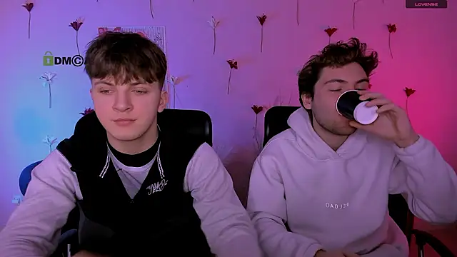 travis wolf  online show from 02/22/26, 10:03