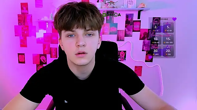 travis wolf  online show from 03/30/26, 08:37