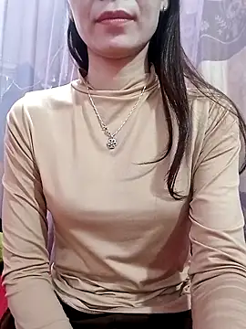 Snapshot of CherryBeii chatting on 11/17/25, 02:50 CherryBeii online show from 11/17/25, 02:50