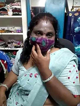 Snapshot of Tamil_Kavitha10 chatting on 04/27/26, 05:55 Tamil Kavitha10 online show from 04/27/26, 05:55