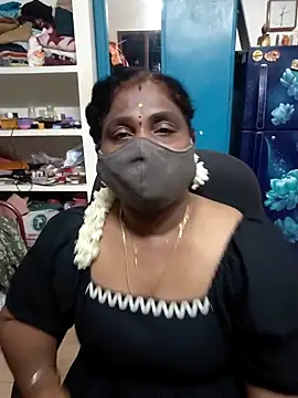 Snapshot of Tamil_Kavitha10 chatting on 04/30/26, 07:42 Tamil Kavitha10 online show from 04/30/26, 07:42