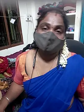 Snapshot of Tamil_Kavitha10 chatting on 05/20/26, 05:08 Tamil Kavitha10 online show from 05/20/26, 05:08