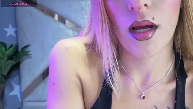 Candy kush t online show from 02/14/26, 03:36