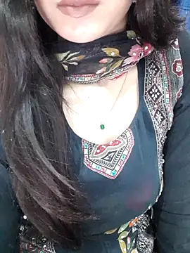 Snapshot of siya_rani67 chatting on 02/25/26, 05:11 siya rani67 online show from 02/25/26, 05:11