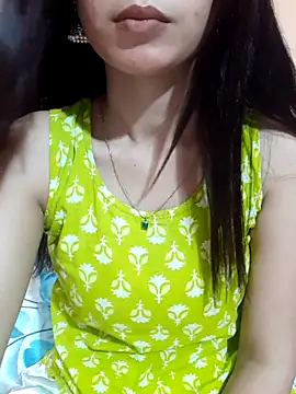 Snapshot of siya_rani67 chatting on 04/19/26, 08:44 siya rani67 online show from 04/19/26, 08:44