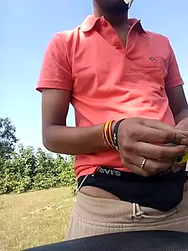 Snapshot of 7incpink chatting on 10/22/25, 07:19 7incpink online show from 10/22/25, 07:19