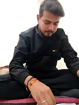 7incpink online show from 12/15/25, 03:55