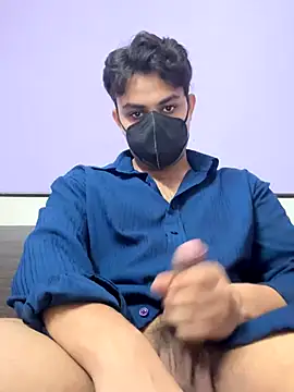 Snapshot of playboyxxx1905 chatting on 10/06/25, 09:07 playboyxxx1905 online show from 10/06/25, 09:07