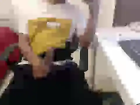 Snapshot of nyxsex chatting on 10/14/25, 03:24 nyxsex online show from 10/14/25, 03:24