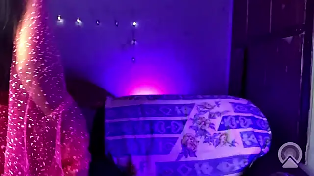 royeoy22 online show from 10/11/25, 11:53