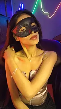 royeoy22 online show from 12/19/25, 11:06