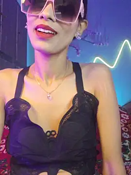 royeoy22 online show from 03/17/26, 09:23