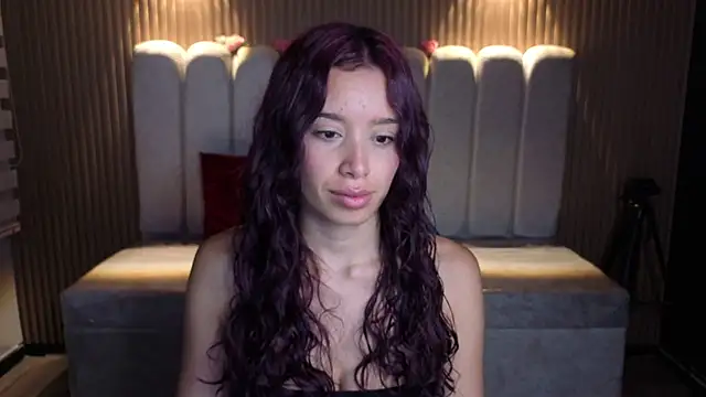 Snapshot of _Mia_Evans_1 chatting on 06/29/26, 02:17 Mia Evans 1 online show from 06/29/26, 02:17