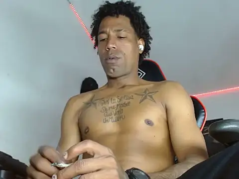 Snapshot of BBC_Black_ chatting on 04/13/26, 12:21 BBC Black online show from 04/13/26, 12:21