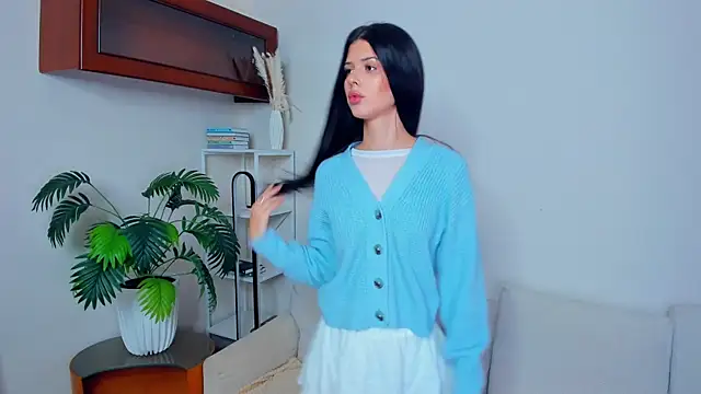 JoCauterucci online show from 10/12/25, 06:23