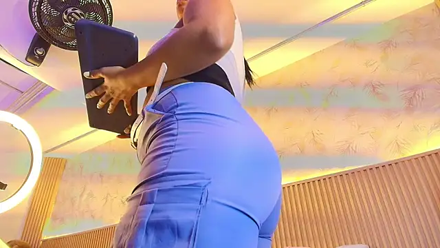 Liss-Reyes online show from 03/16/26, 12:42