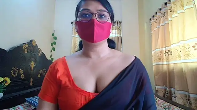 Snapshot of Elena_cruz5 chatting on 05/12/26, 03:58 Elena cruz5 online show from 05/12/26, 03:58