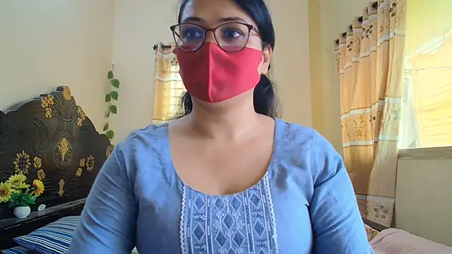 Snapshot of Elena_cruz5 chatting on 05/22/26, 03:57 Elena cruz5 online show from 05/22/26, 03:57